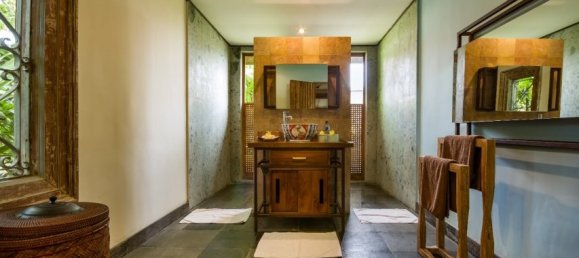 5 Schlafzimmer Villa in Canggu, Indonesia, Nr. 3065 2