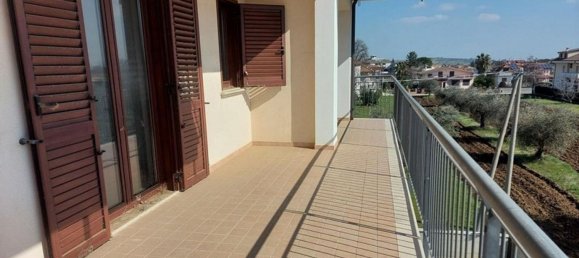 Büro in Sant'Egidio alla Vibrata, Italy 151m², Nr. 370772 5