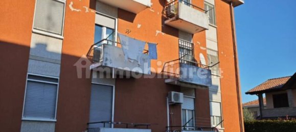 2 غرف نوم شقة في Lonate Pozzolo, Italy رقم 237065 17