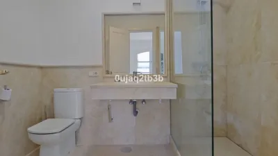 Adosado de 3 dormitorios en La Quinta, Spain No. 30726