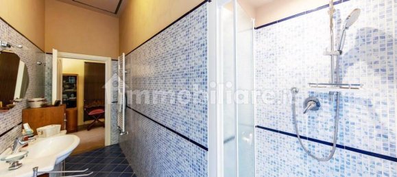 2 bedrooms Villa in Pescia, Italy No. 292083 19