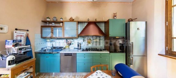 2 bedrooms Villa in Pescia, Italy No. 292083 5