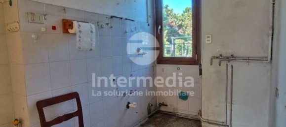 2 bedrooms Villa in Brescia, Italy No. 291195 6