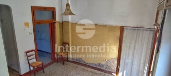 2 bedrooms Villa in Brescia, Italy No. 291195 4