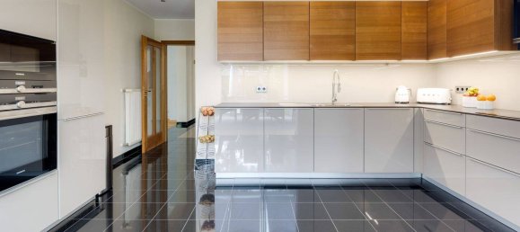 5 bedrooms House in Munich, Germany No. 193909 3