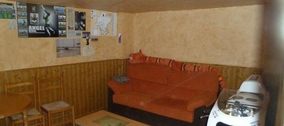 128m² Commercial property in Chartered Community of Navarre, Spain No. 131108 4