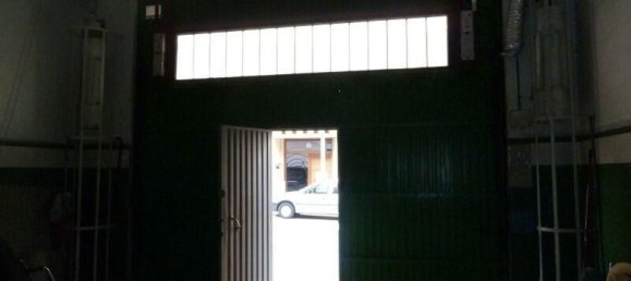 128m² Commercial property in Chartered Community of Navarre, Spain No. 131108 3