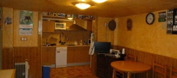 128m² Commercial property in Chartered Community of Navarre, Spain No. 131108 5