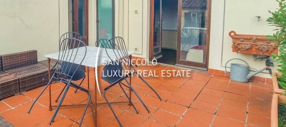 1 bedroom Apartment in Florence, Italy No. 196294 4