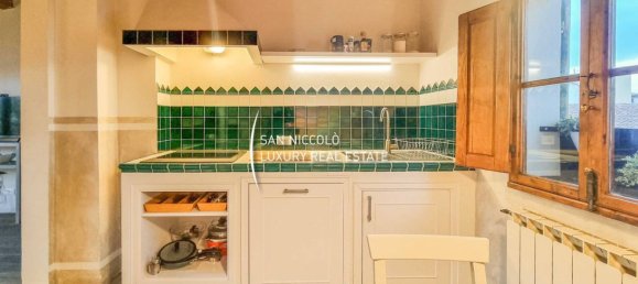 1 bedroom Apartment in Florence, Italy No. 196294 6