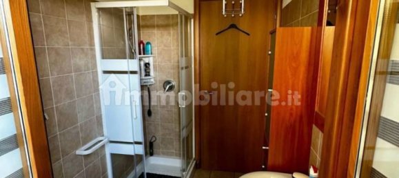 1 Schlafzimmer Wohnung in Taino, Italy, Nr. 327319 2