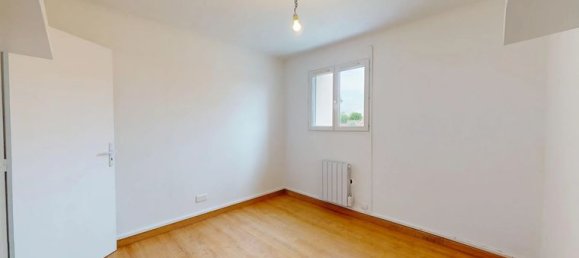 3 bedrooms Duplex in Montfermeil, France No. 354466 6
