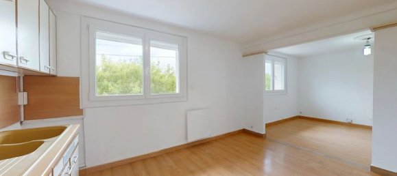 3 bedrooms Duplex in Montfermeil, France No. 354466 2