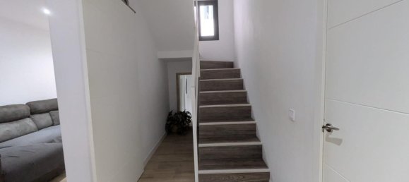 4 bedrooms House in Cordoba, Spain No. 138049 3