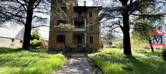 12-Zimmer Villa in Clusone, Italy, Nr. 131165 3