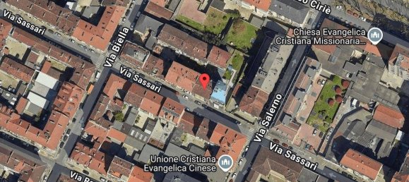 2 bedrooms Apartment in Turin, Italy No. 303207 2