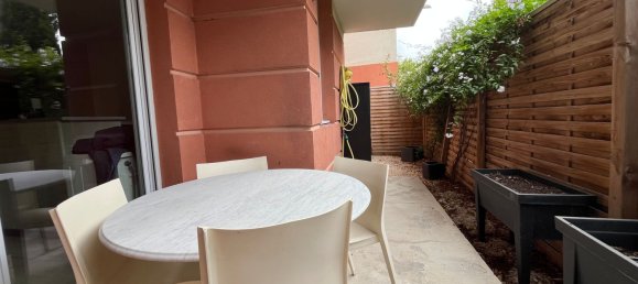 2غرفة شقة في Marseille, France رقم 337597 5