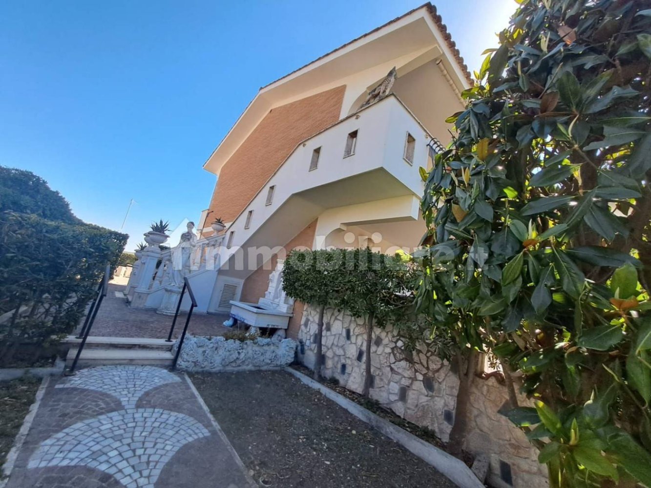 2 Schlafzimmer Haus in Pomezia, Italy, Nr. 166341