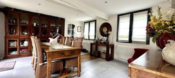 3 Schlafzimmer Haus in Camon, France, Nr. 304623 3