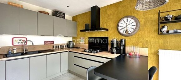 3 Schlafzimmer Haus in Camon, France, Nr. 304623 5