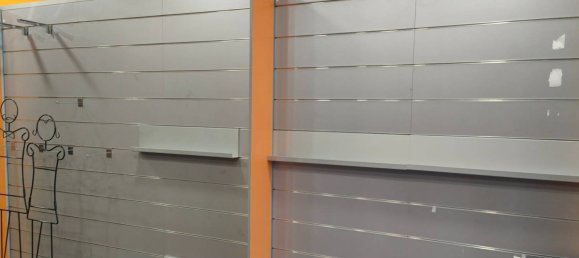 Propiedad comercial de 1 habitación en Tivoli, Italy No. 273667 3