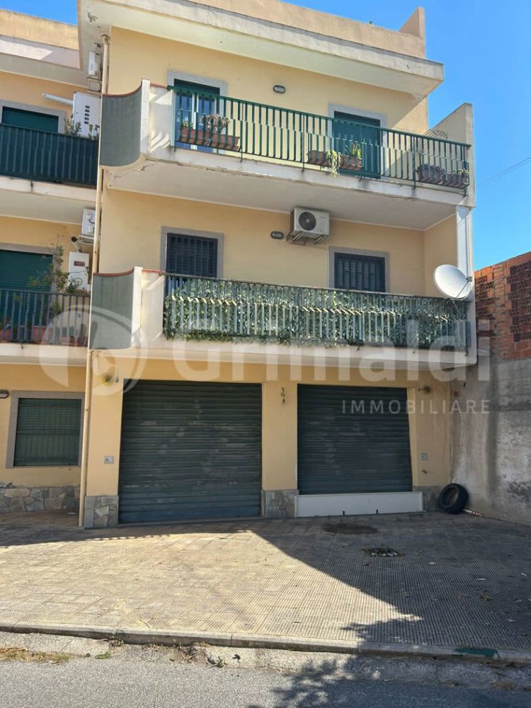 Квартира с 3 комнатами в Торрегротта, Италия № 382963