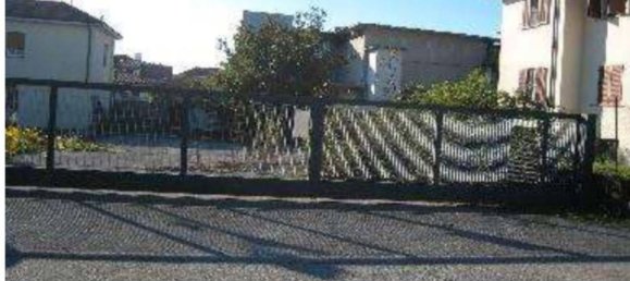 2700m² Warehouse in Lentate sul Seveso, Italy No. 305351 5