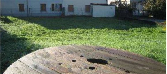 2700m² Warehouse in Lentate sul Seveso, Italy No. 305351 6