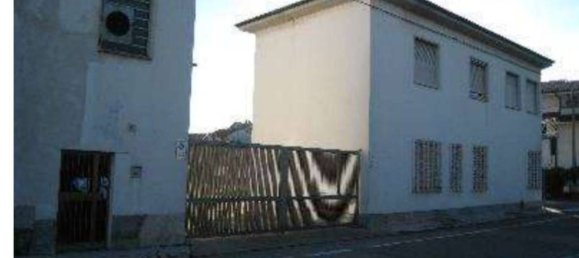 2700m² Warehouse in Lentate sul Seveso, Italy No. 305351 10