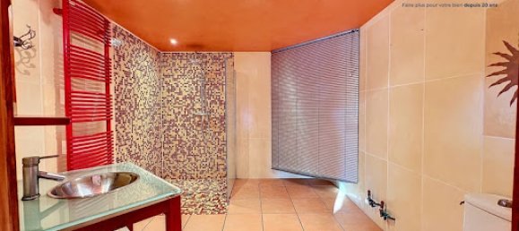 5 bedrooms House in Isere, France No. 197411 6