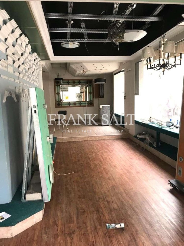 Imóvel comercial com habitação em Santa Venera, Malta 85 m² N.º 13334