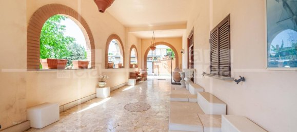 20 bedrooms Villa in Rome, Italy No. 316661 2