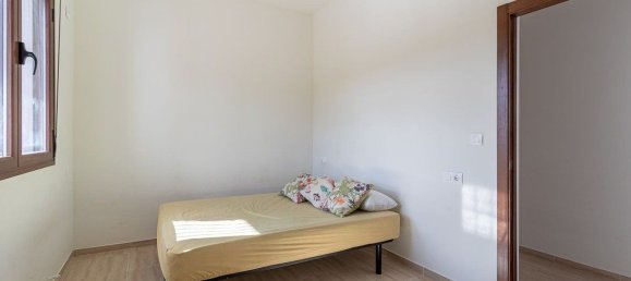 3 bedrooms House in La Zubia, Spain No. 150619 5