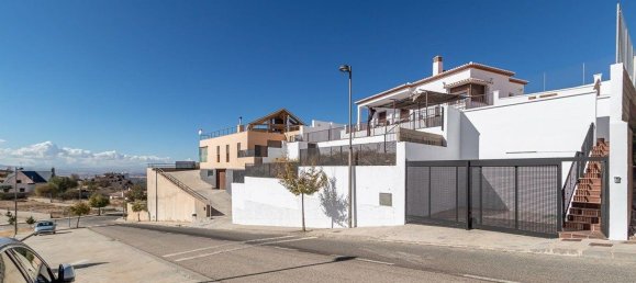 3 bedrooms House in La Zubia, Spain No. 150619 35