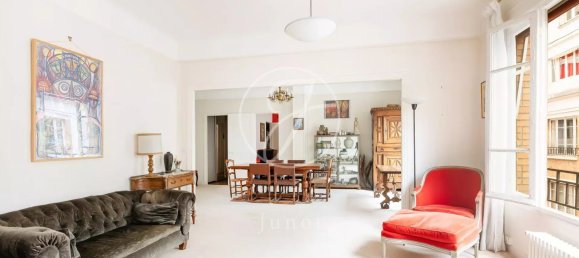 4 bedrooms Apartment in Paris, France No. 291711 5