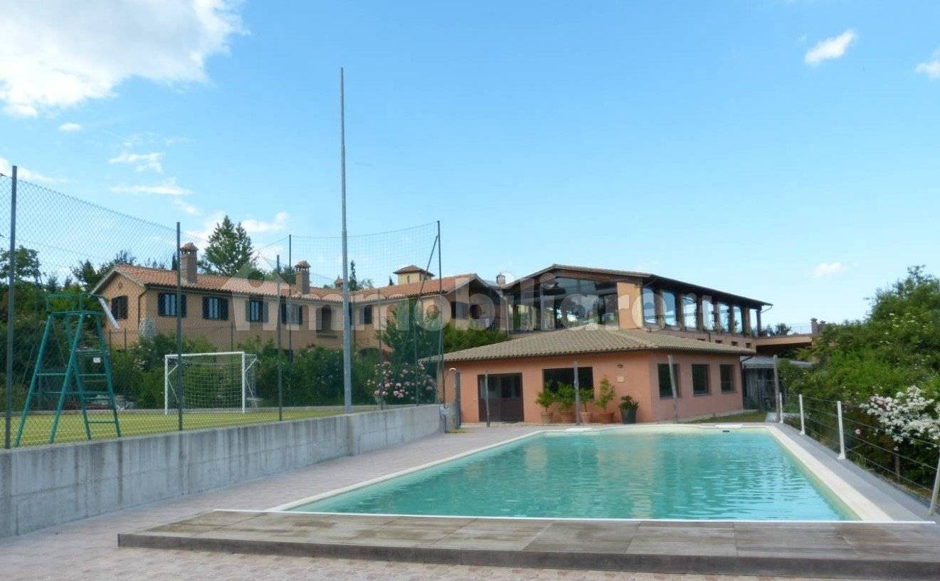 2 bedrooms Apartment in Todi, Italy No. 350634