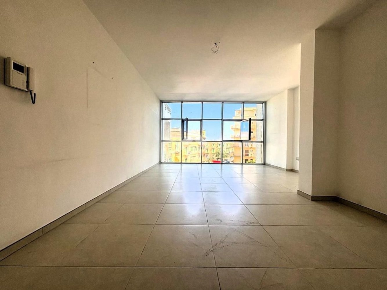 4غرفة شقة في Molfetta, Italy رقم 293338