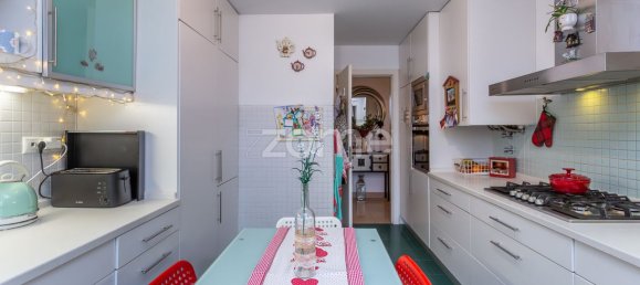 Casa de 3 dormitorios en Cascais, Portugal No. 73638 5