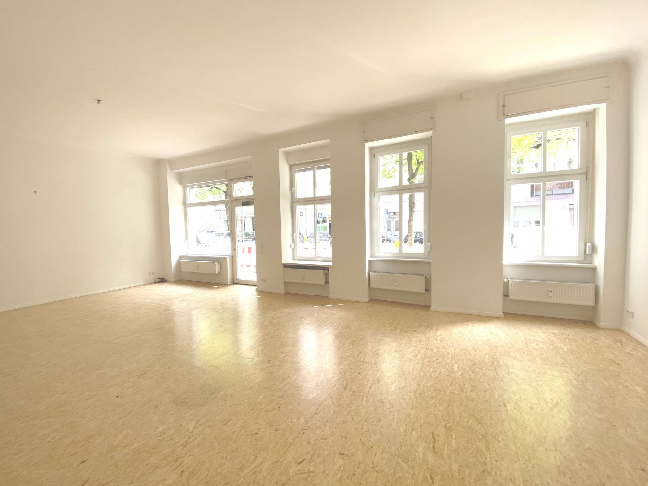 Oficina en Neukolln, Germany 155 m² No. 348528