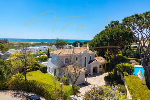 5 Schlafzimmer Villa in Almancil, Portugal, Nr. 215218