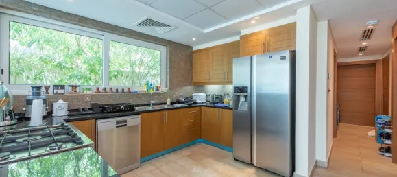 4 Schlafzimmer Villa in Jumeirah Park, UAE, Nr. 106182 5