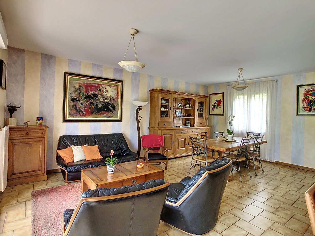 4 bedrooms House in Mirande, France No. 197089