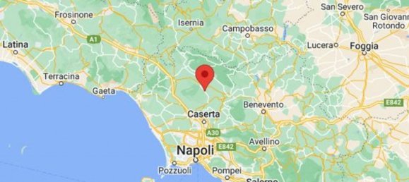 54m² Commercial property in Alvignano, Italy No. 374893 8