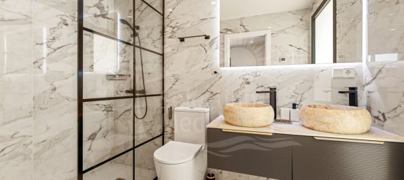 4 bedrooms Villa in Marbella, Spain No. 233016 15