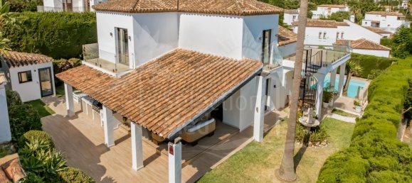 4 bedrooms Villa in Marbella, Spain No. 233016 35