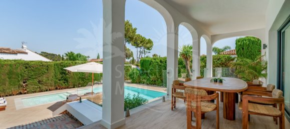 4 bedrooms Villa in Marbella, Spain No. 233016 27