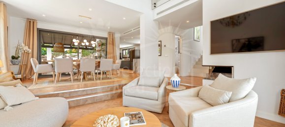 4 bedrooms Villa in Marbella, Spain No. 233016 8