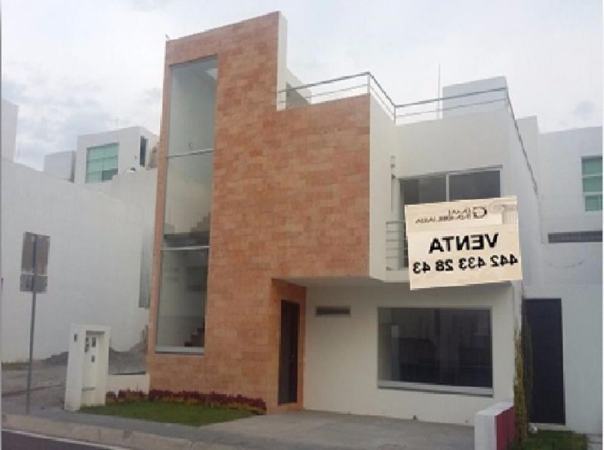 Casa de 3 dormitorios en Querétaro, Mexico No. 181205