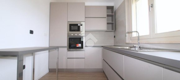 3غرفة شقة في San Giovanni Teatino, Italy رقم 37244 24