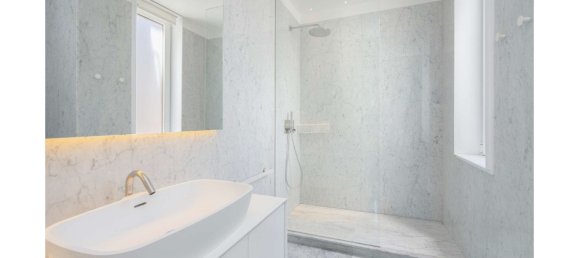 5 bedrooms Apartment in Lisbon, Portugal No. 58481 21